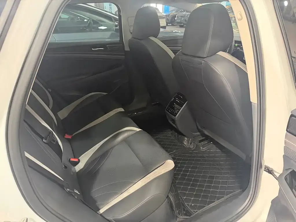 Volkswagen ID.7 VIZZION 2025 из CN, фото 9