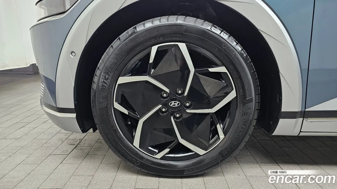 Hyundai Ioniq5 — фото 9