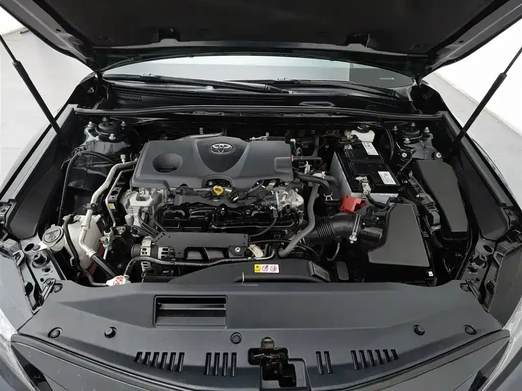 Toyota Camry 2023 из CN, фото 9