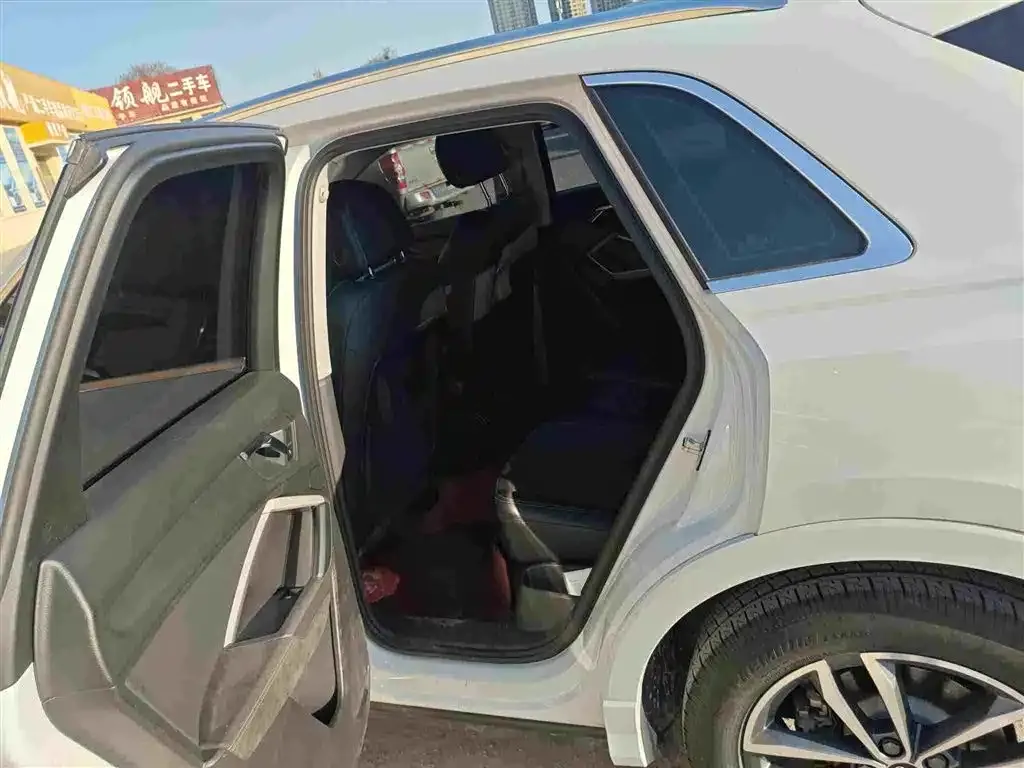 Audi Q3 2021 из CN, фото 2