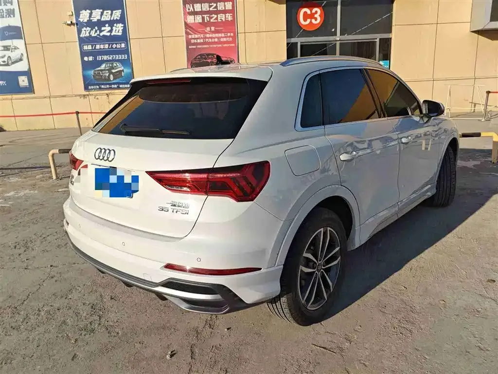 Audi Q3 2021 из CN, фото 4