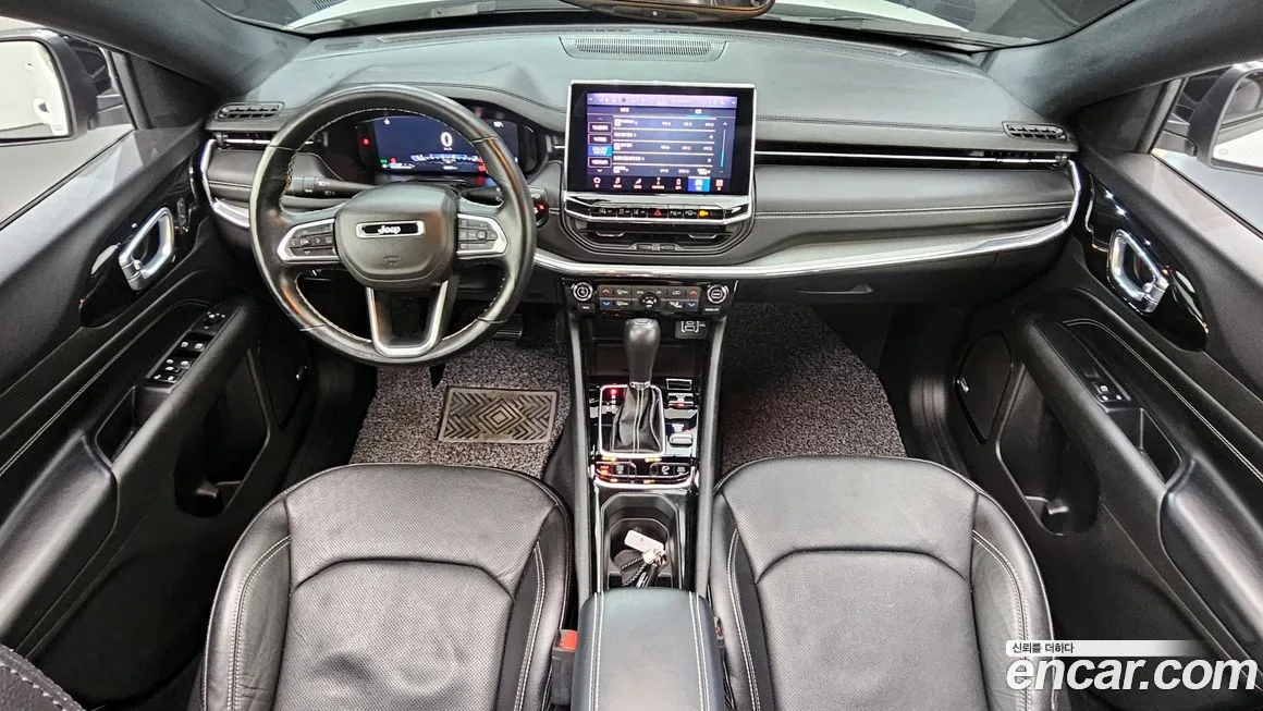 Jeep Compass — фото 8