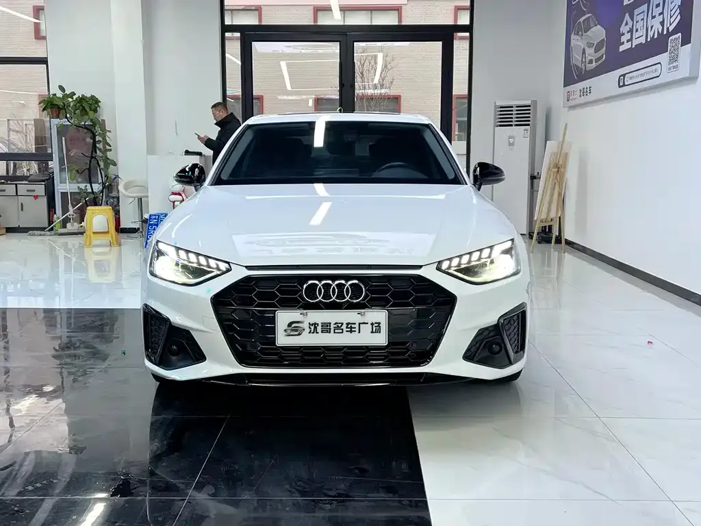 Audi A4L 2022 из CN, фото 6