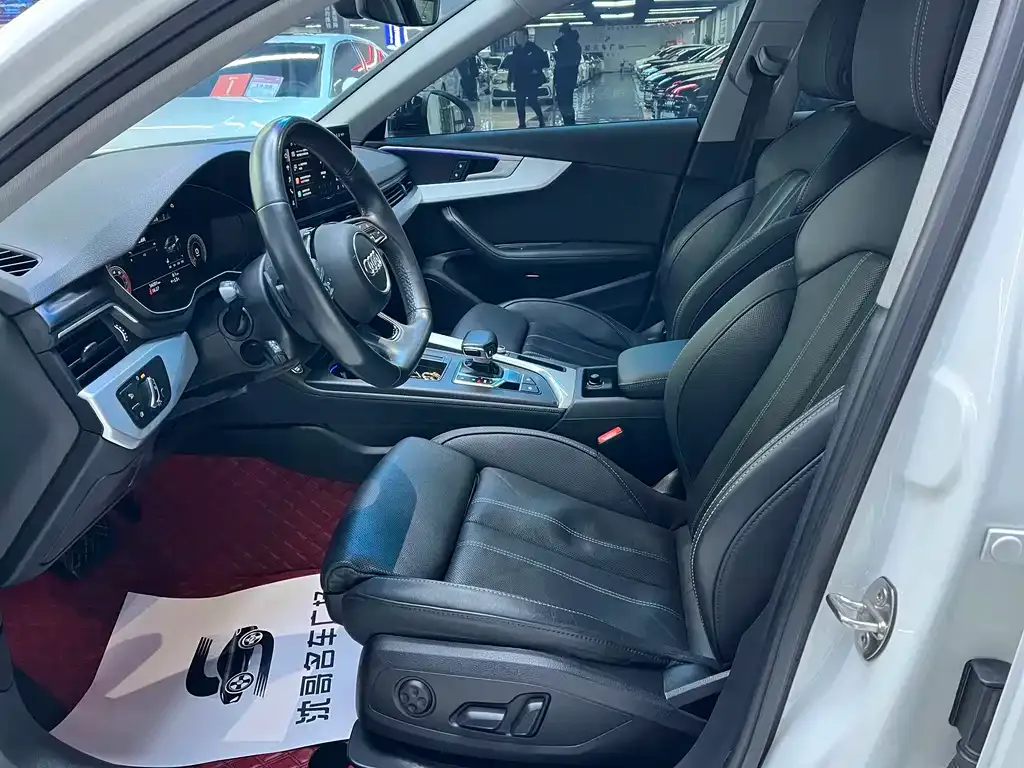 Audi A4L 2022 из CN, фото 10