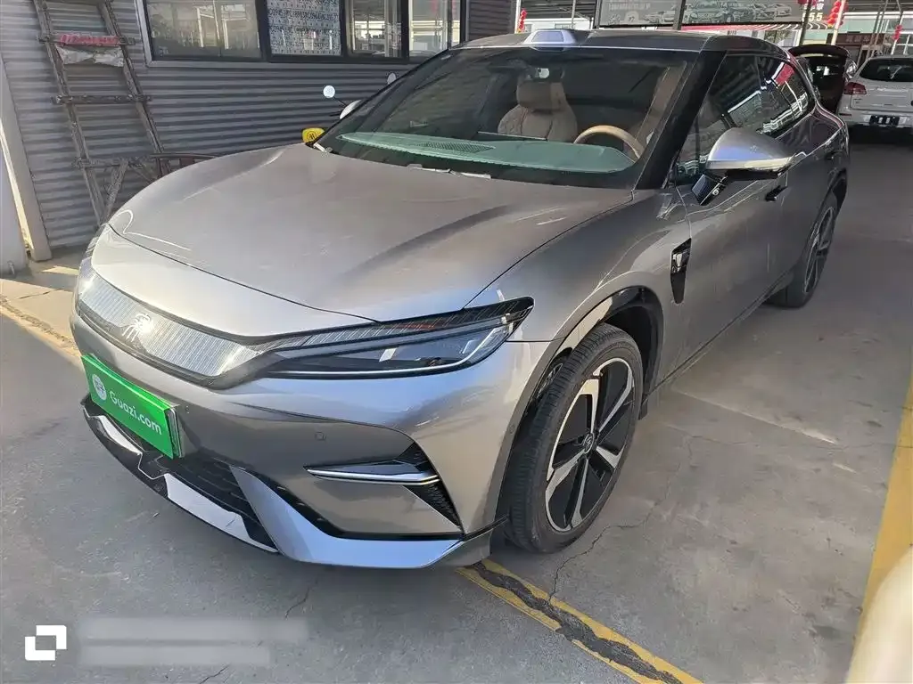 BYD L EV — фото 10