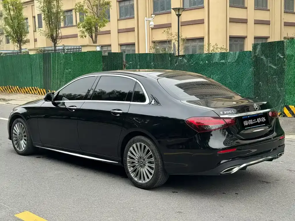 Mercedes-Benz E-Class 2021 из CN, фото 3