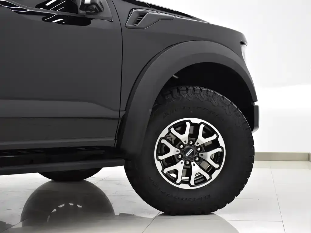 Ford F-150 Raptor 2024 из CN, фото 3