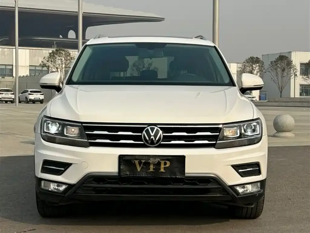 Volkswagen Tiguan L 2021 из CN, фото 9