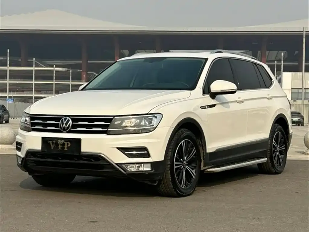 Volkswagen Tiguan L 2021 из CN, фото 3