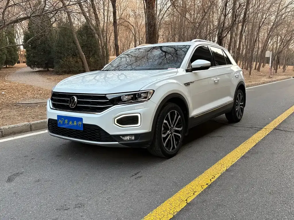 Volkswagen T-Roc 2021 из CN, фото 1