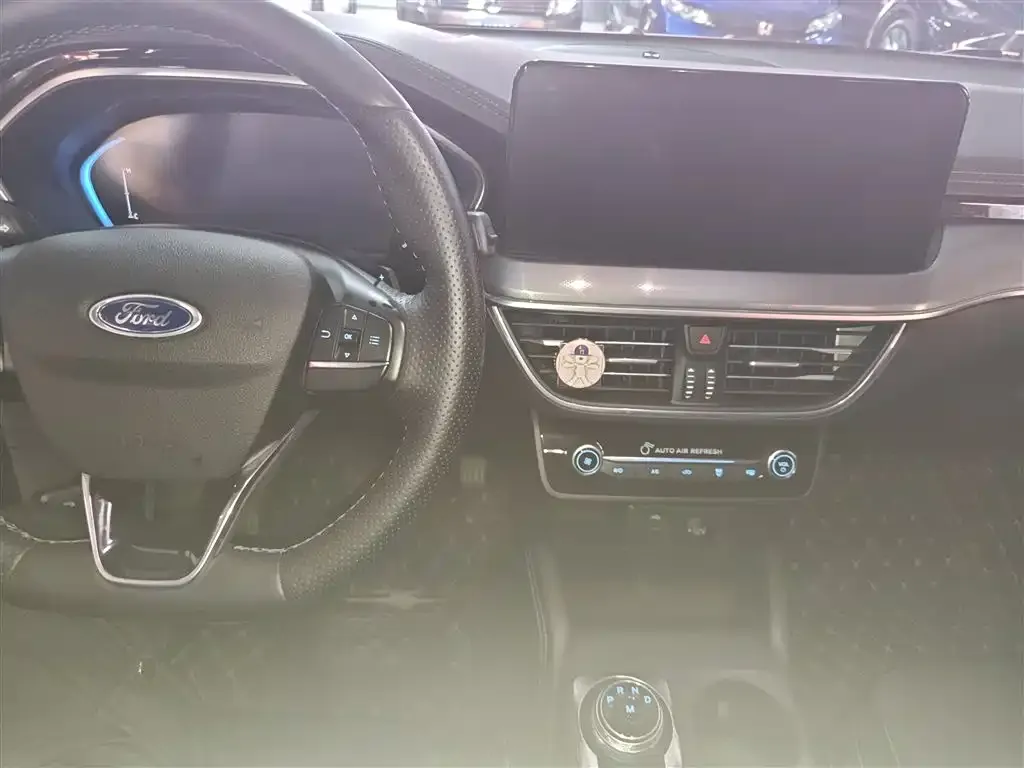 Ford Focus Active 2021 из CN, фото 5