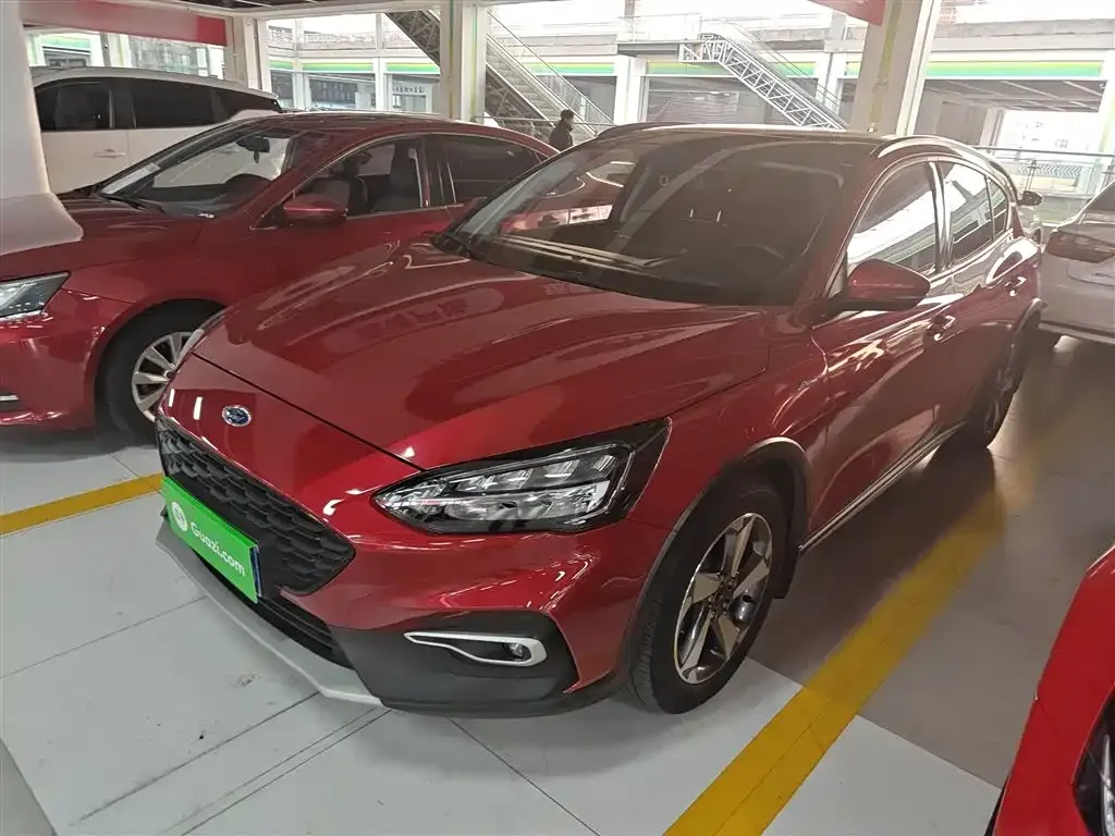 Ford Focus Active 2021 из CN, фото 6