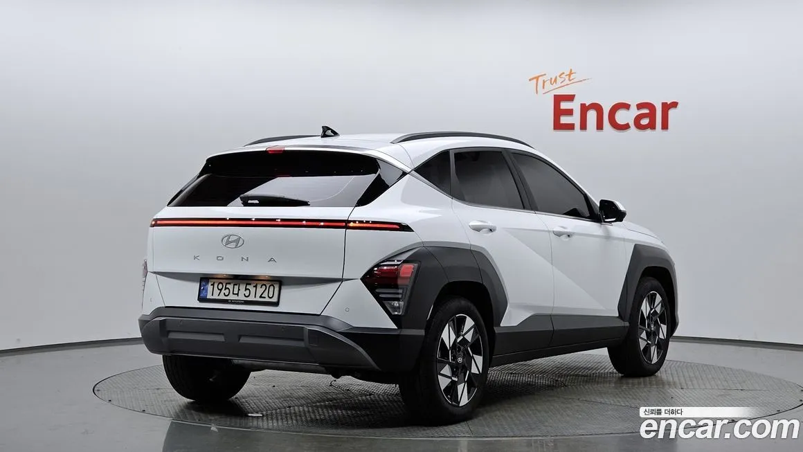 Hyundai Kona — фото 3