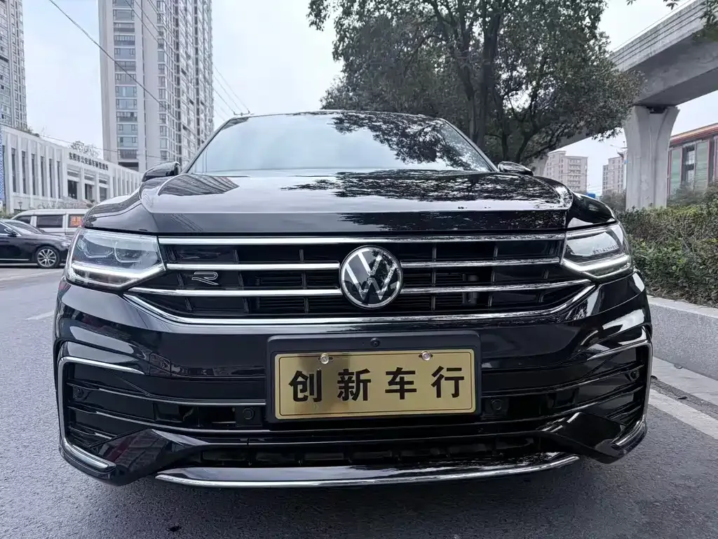 Volkswagen Tiguan L 2023 из CN, фото 1