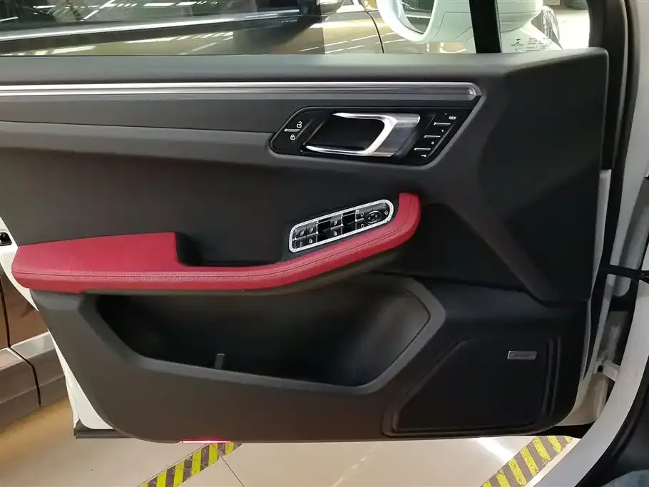 Porsche Macan 2022 из CN, фото 8