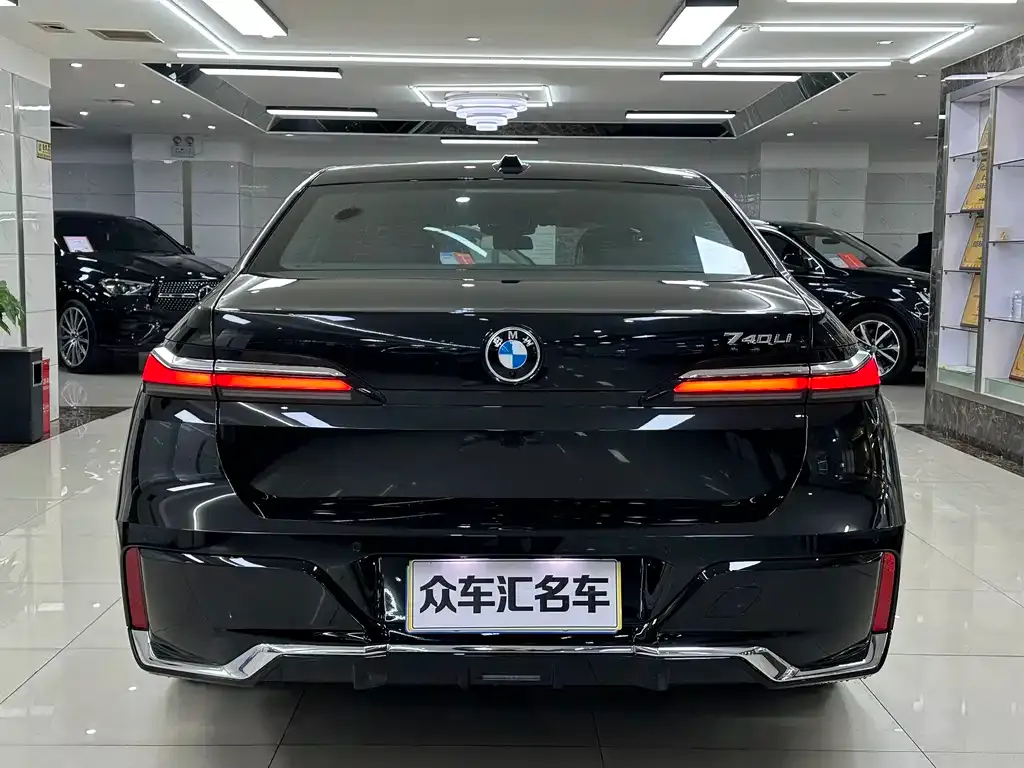 BMW 7 Series 2025 из CN, фото 5