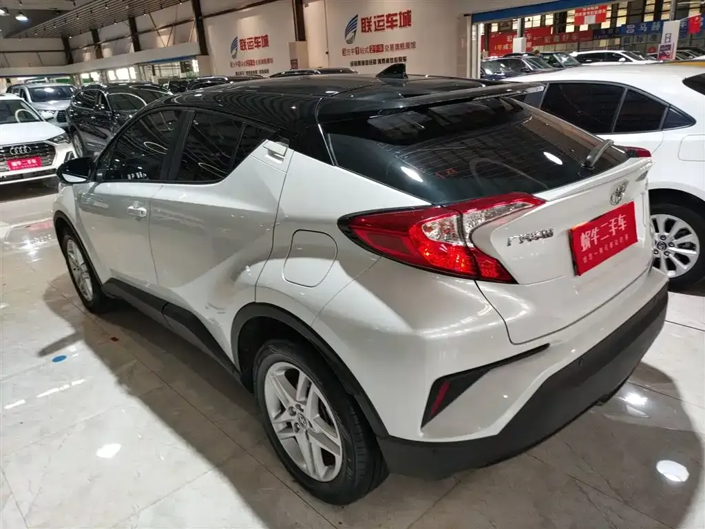 Toyota C-HR 2023 из CN, фото 7