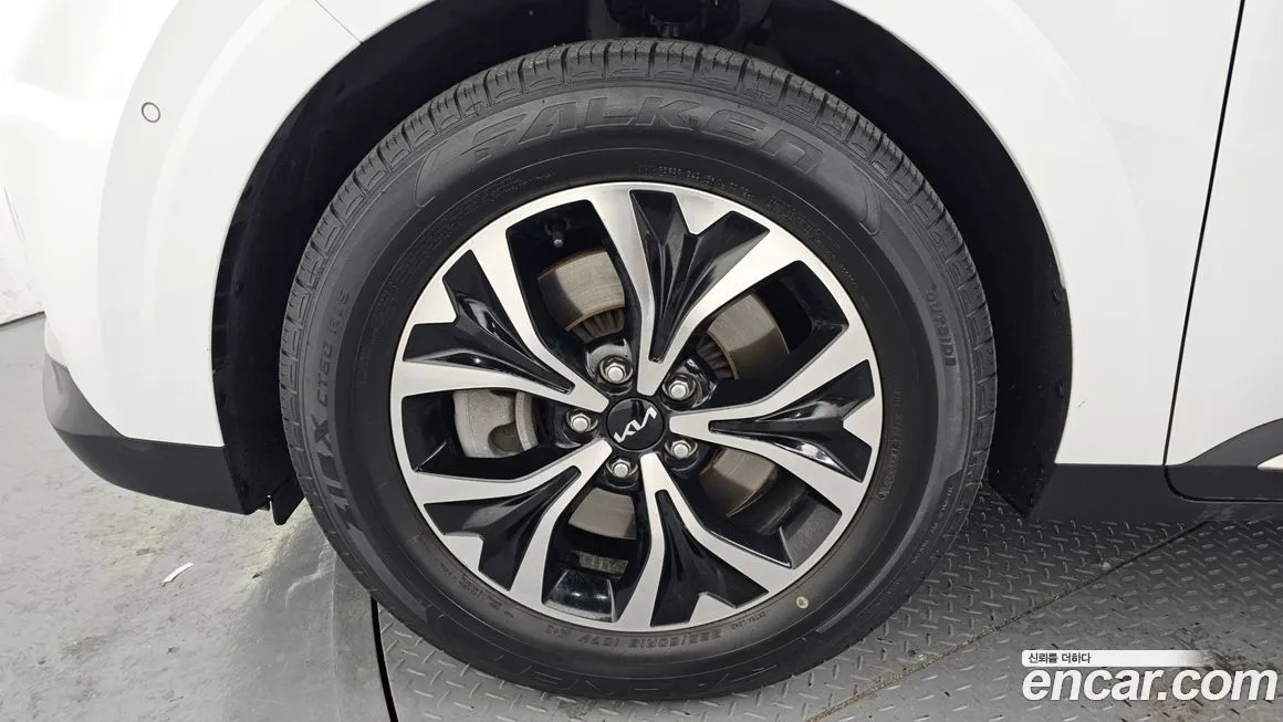 Kia Carnival 2023 из KR, фото 6