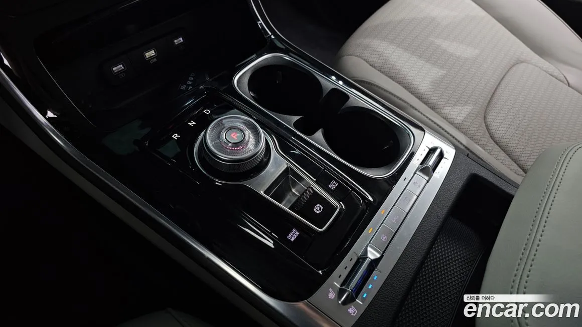 Kia Carnival 2023 из KR, фото 2