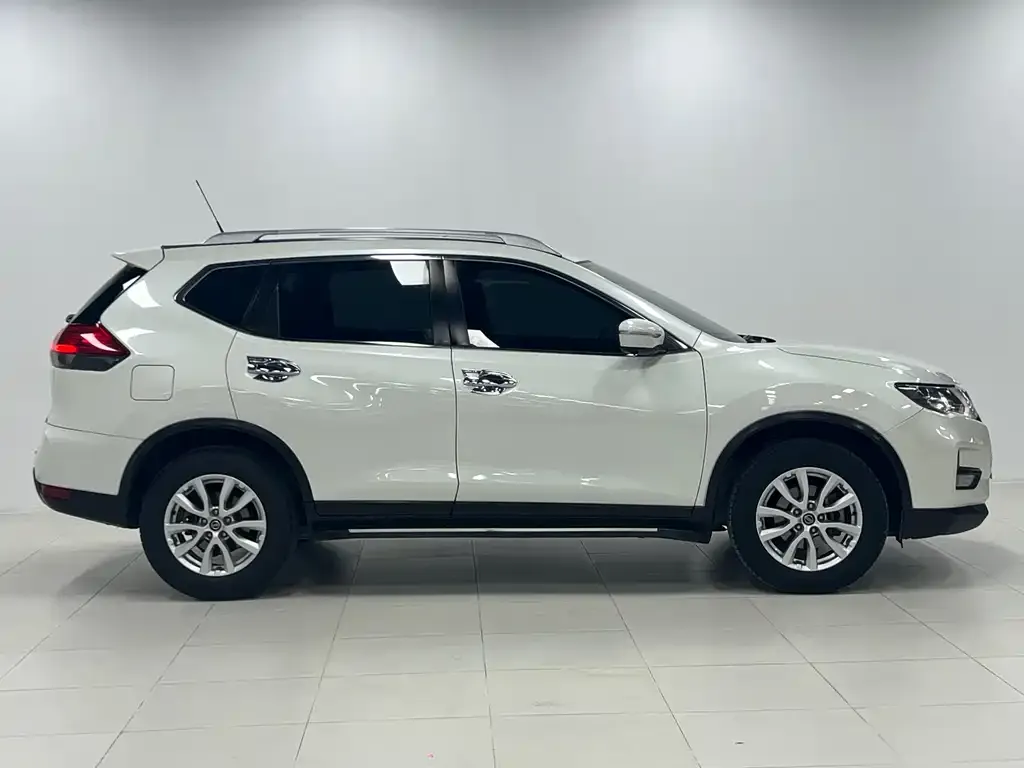 Nissan X-Trail 2022 из CN, фото 4