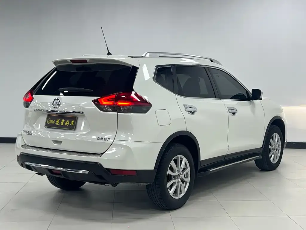 Nissan X-Trail 2022 из CN, фото 5