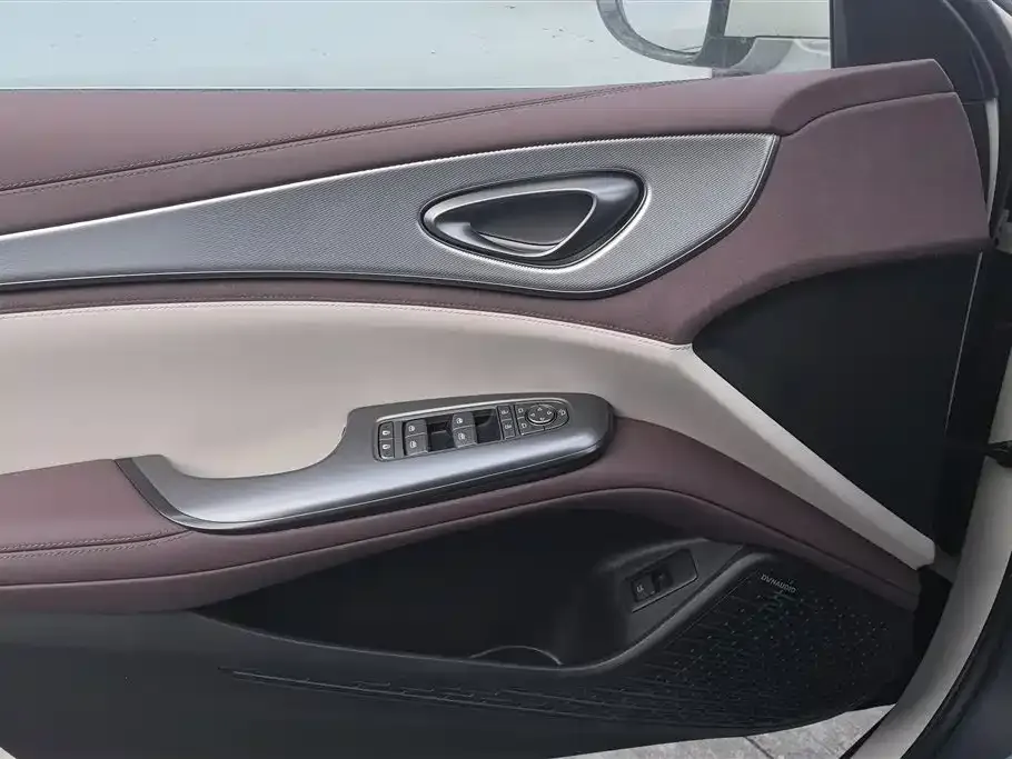 BYD Seal 07 DM-i — фото 6