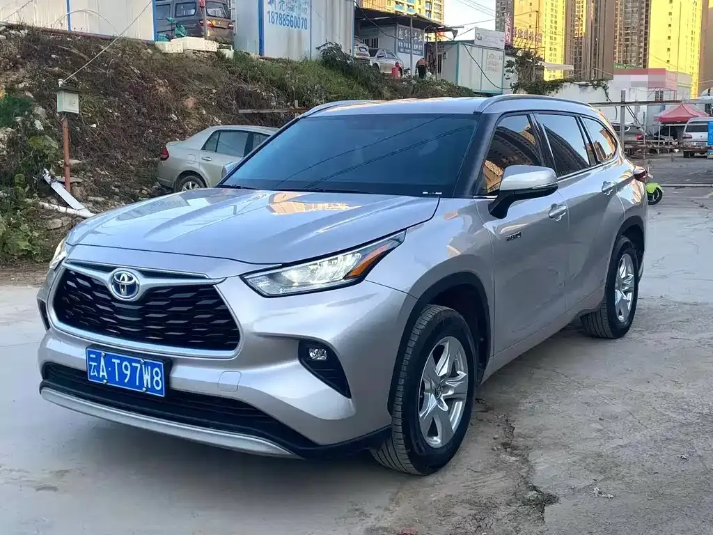 Toyota Highlander 2022 из CN, фото 1