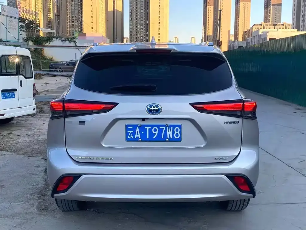 Toyota Highlander 2022 из CN, фото 2