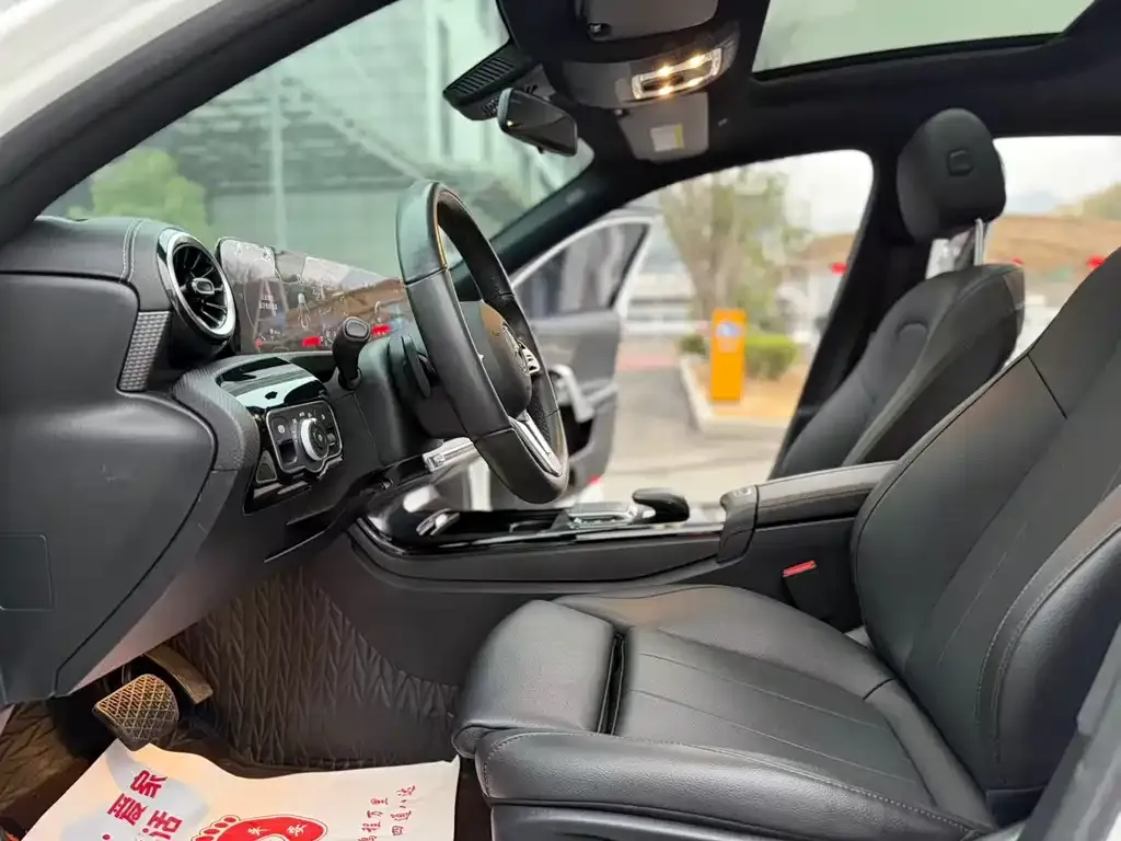 Mercedes-Benz A-Class 2021 из CN, фото 3