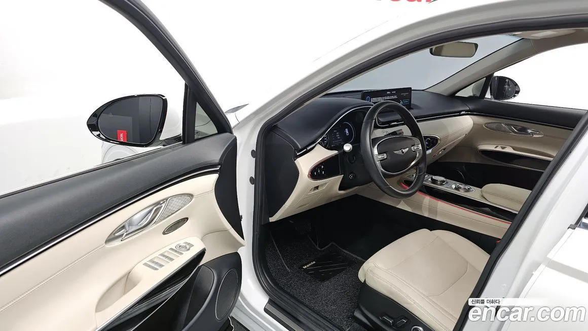 Genesis GV70 — фото 10