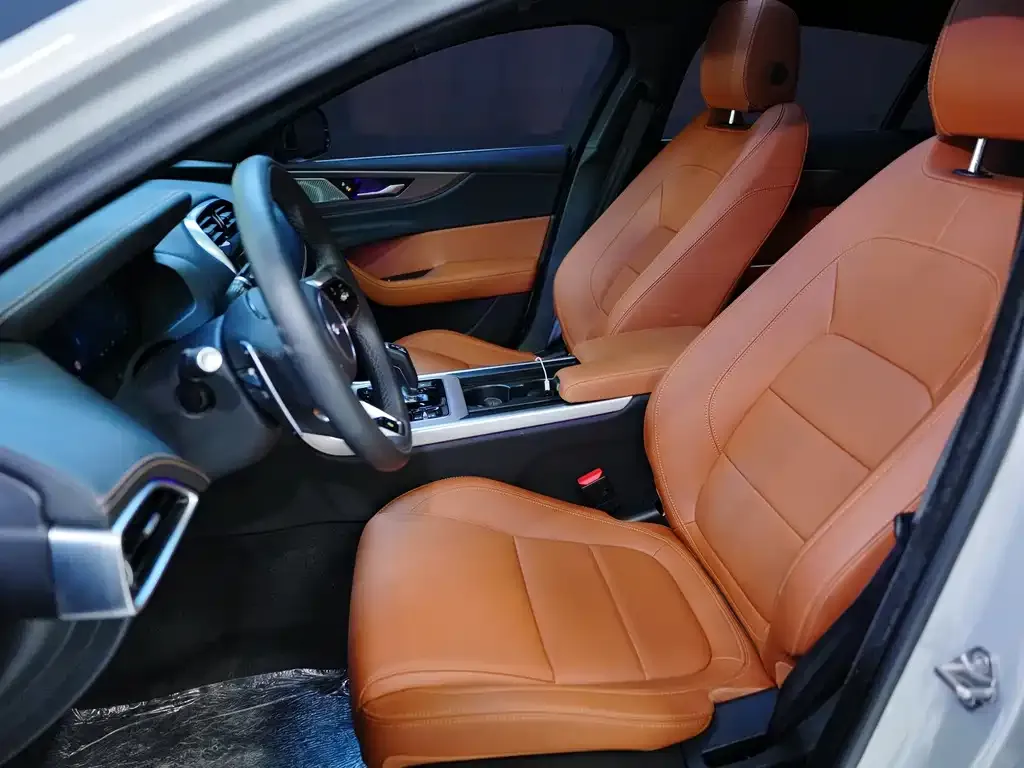 Jaguar XEL 2024 из CN, фото 9