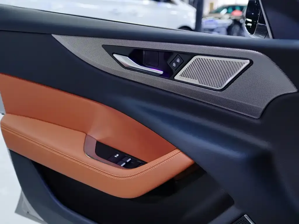 Jaguar XEL 2024 из CN, фото 7