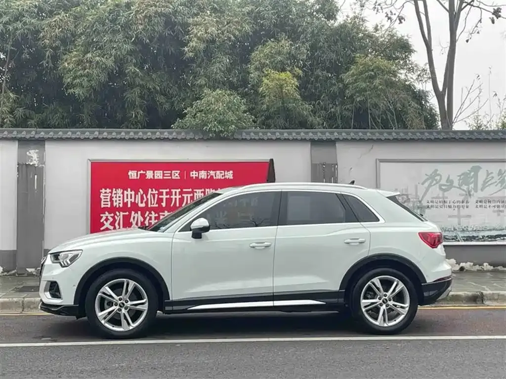 Audi Q3 2021 из CN, фото 9