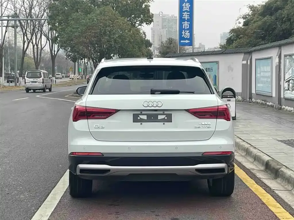 Audi Q3 2021 из CN, фото 6