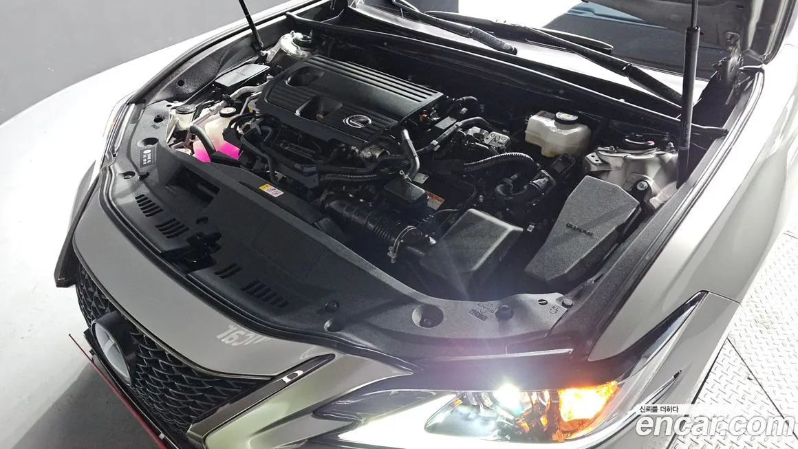 Lexus ES 2024 из KR, фото 3