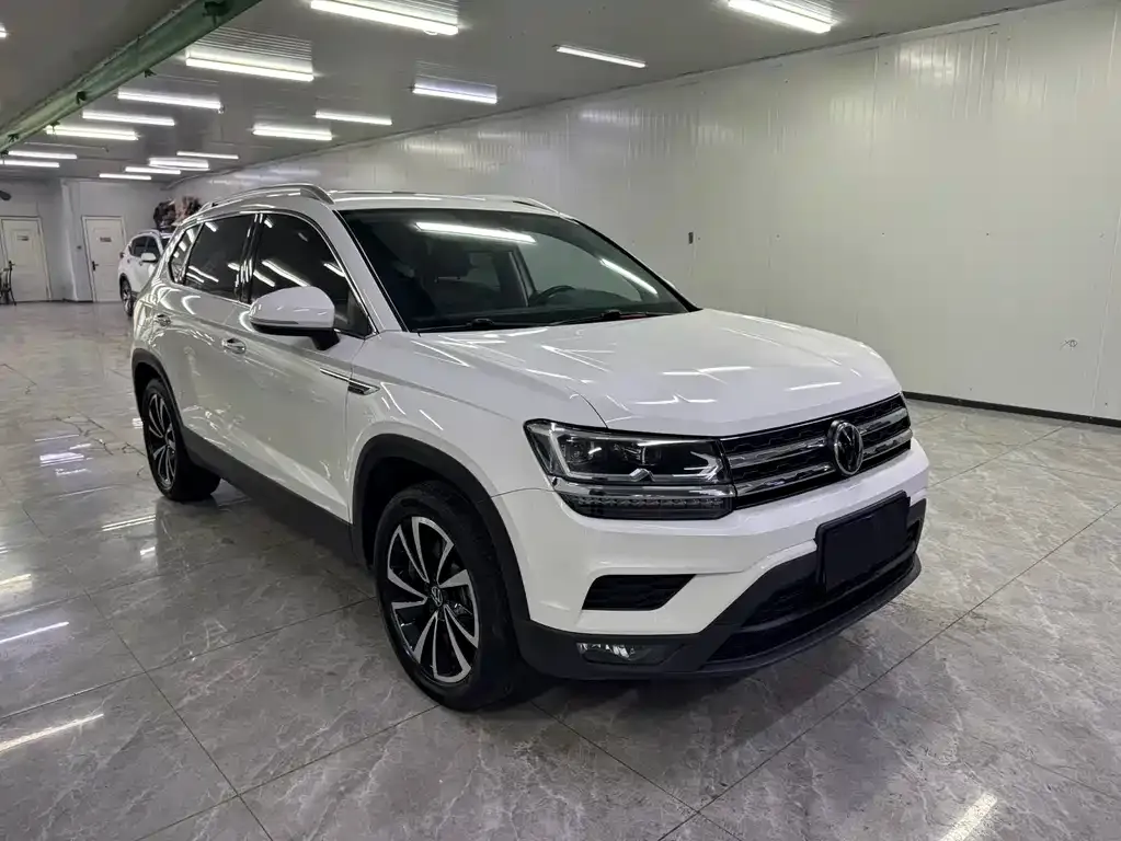 Volkswagen Tharu — фото 4
