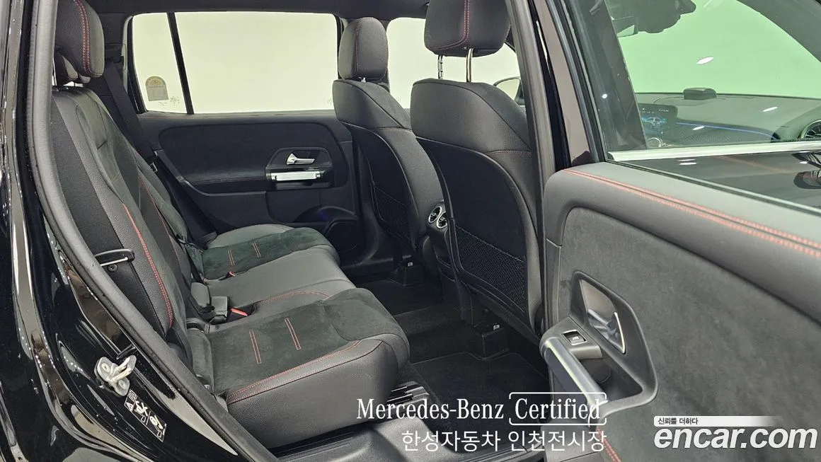 Mercedes-Benz GLB-Class — фото 10