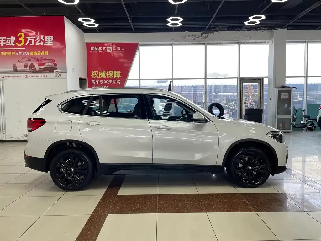 BMW X1 2021 из CN, фото 7