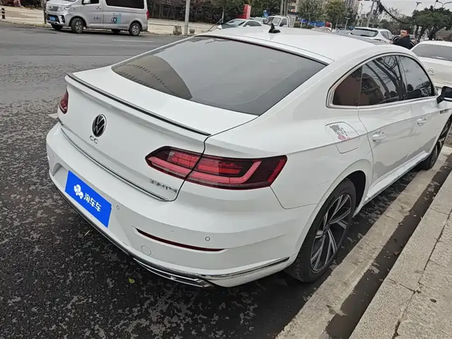 Volkswagen CC 2023 из CN, фото 7