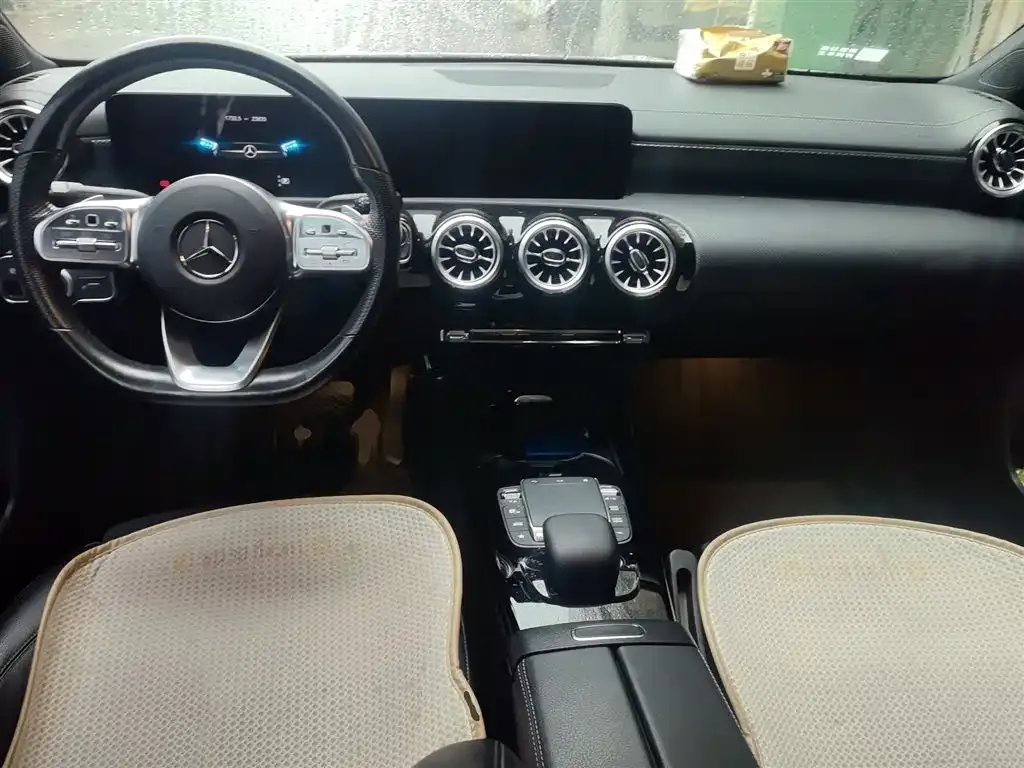 Mercedes-Benz A-Class 2023 из CN, фото 10