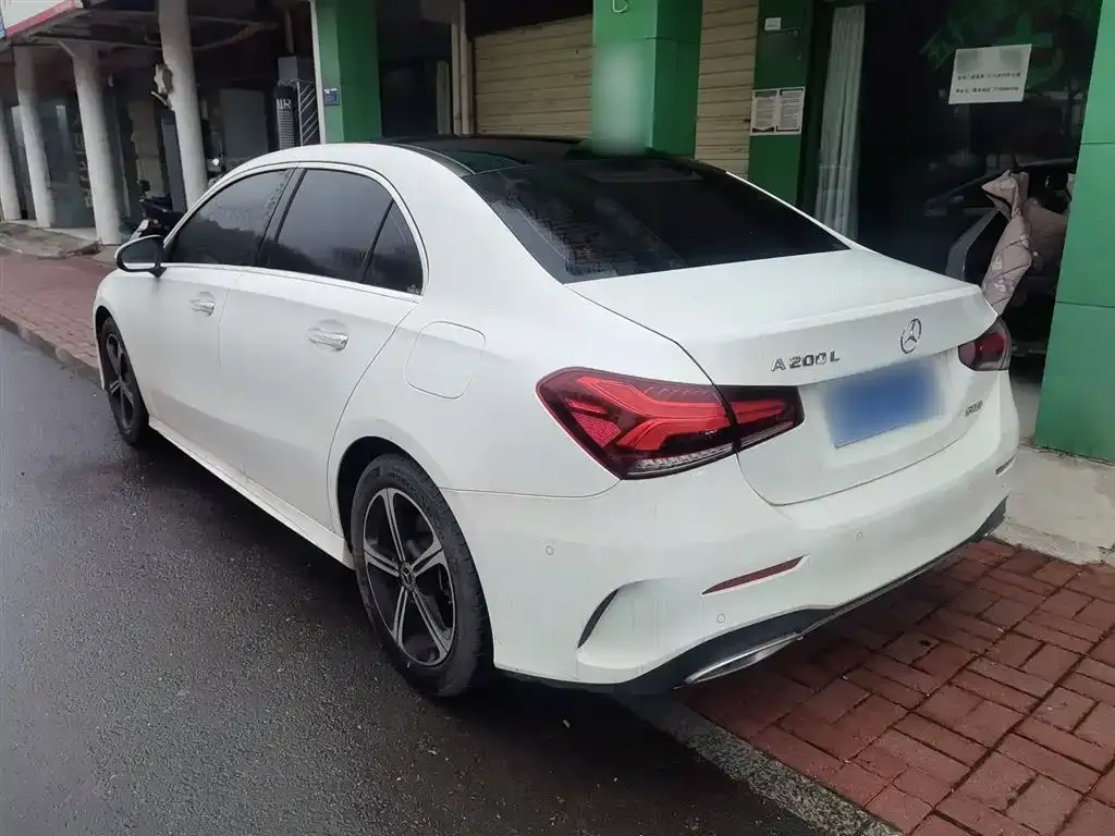 Mercedes-Benz A-Class 2023 из CN, фото 9