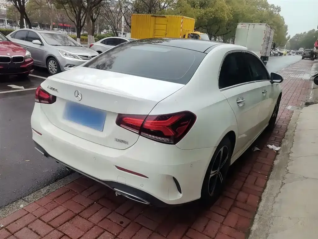 Mercedes-Benz A-Class 2023 из CN, фото 8