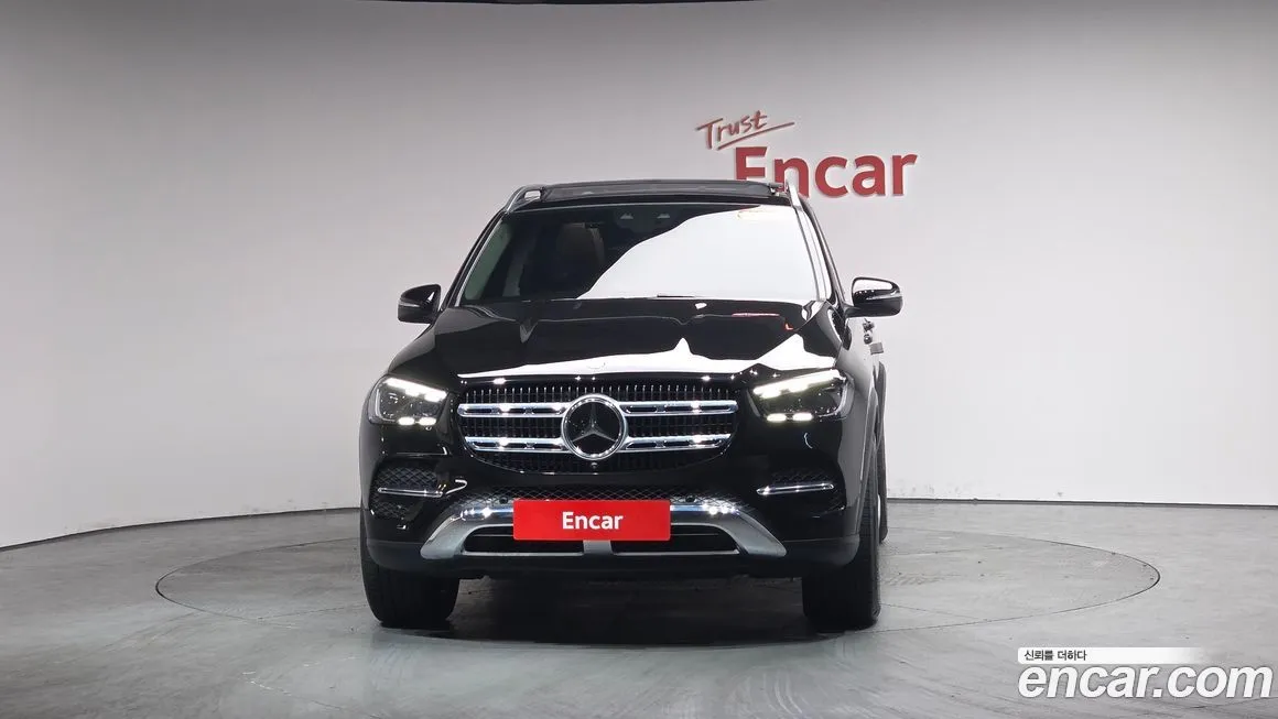 Mercedes-Benz GLE-Class — фото 10
