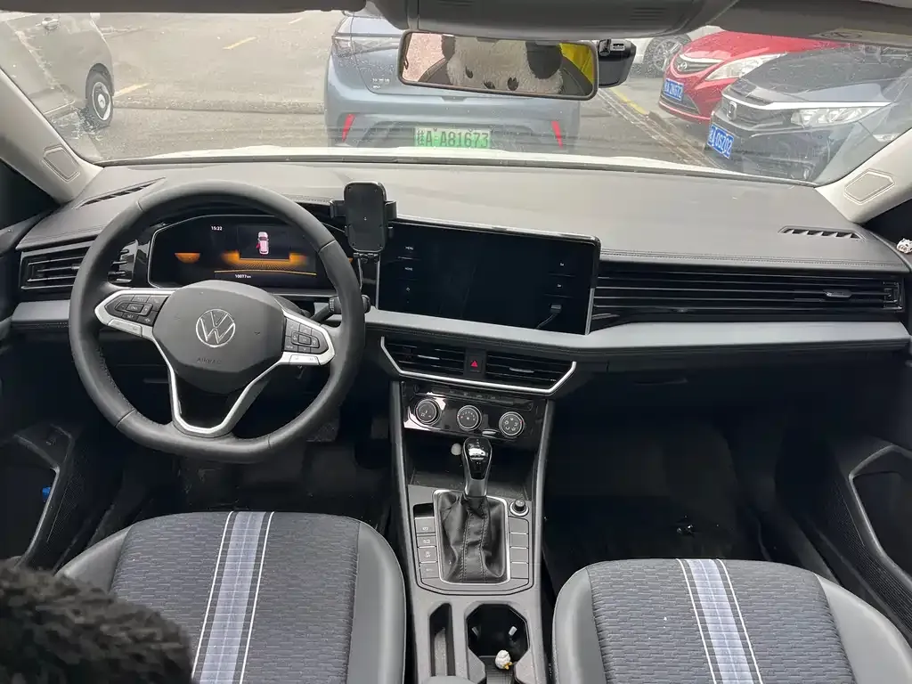 Volkswagen Sagitar 2024 из CN, фото 4