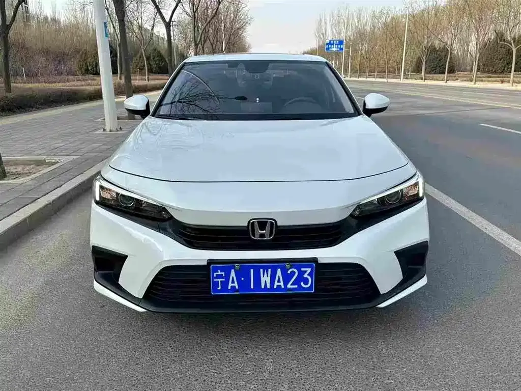 Honda Civic — фото 7
