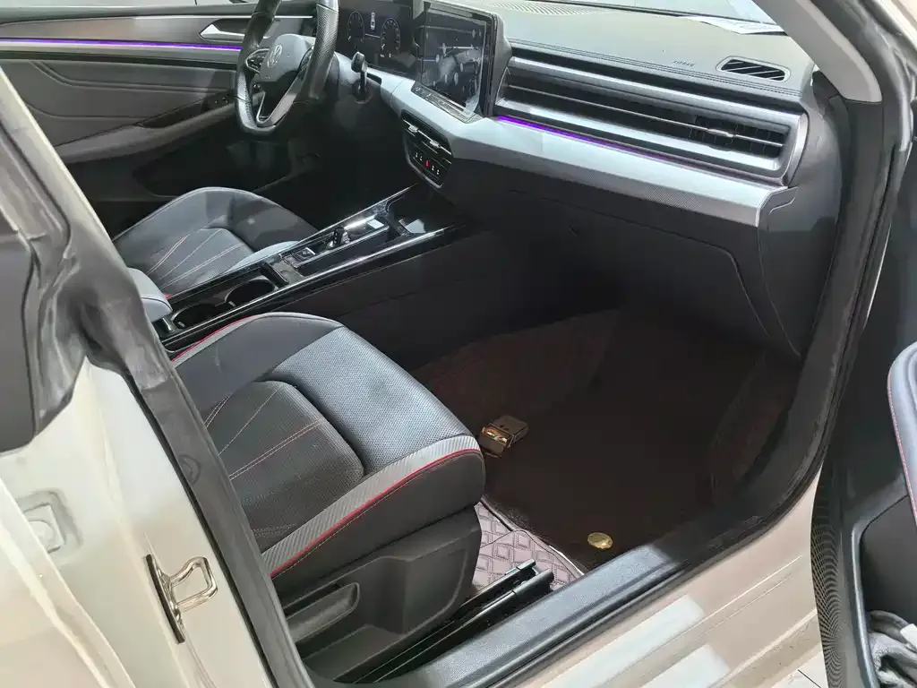 Volkswagen Lamando 2023 из CN, фото 8