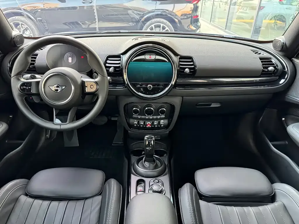 MINI Clubman 2024 из CN, фото 10