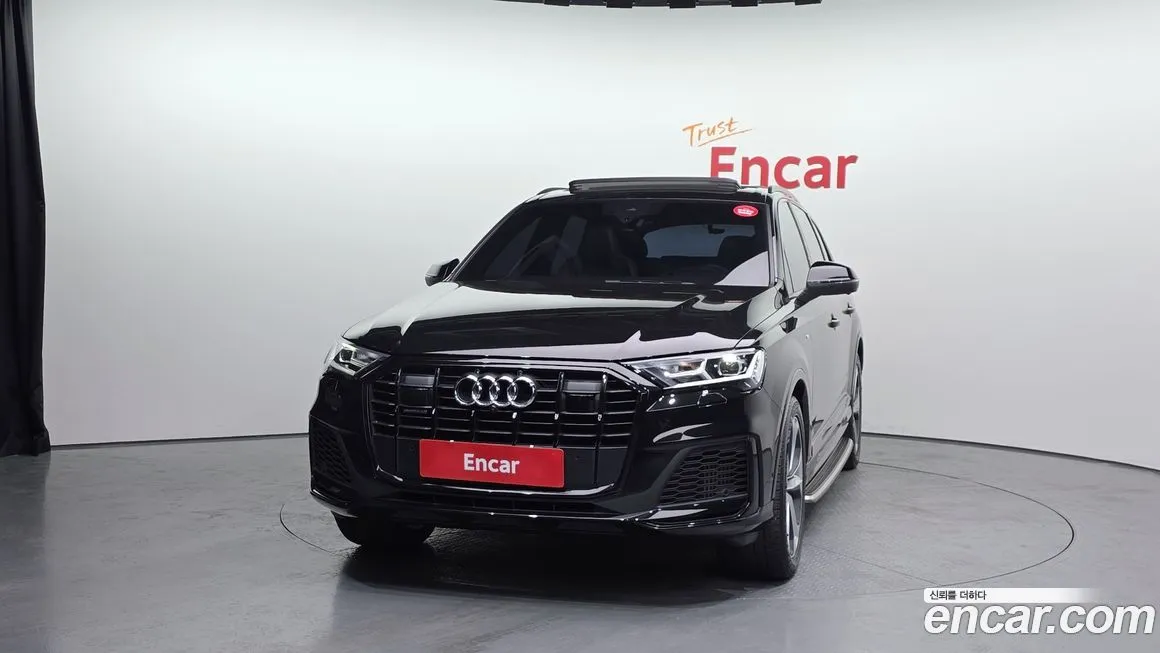 Audi Q7 2022 из KR, фото 4