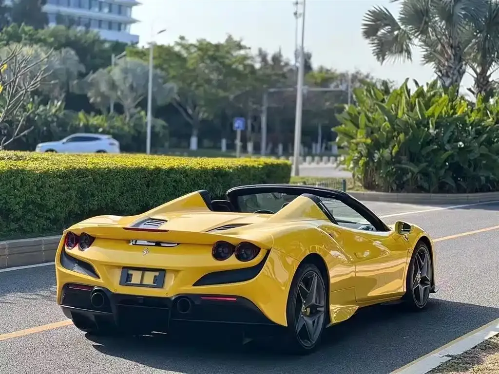 Ferrari F8 2022 из CN, фото 2