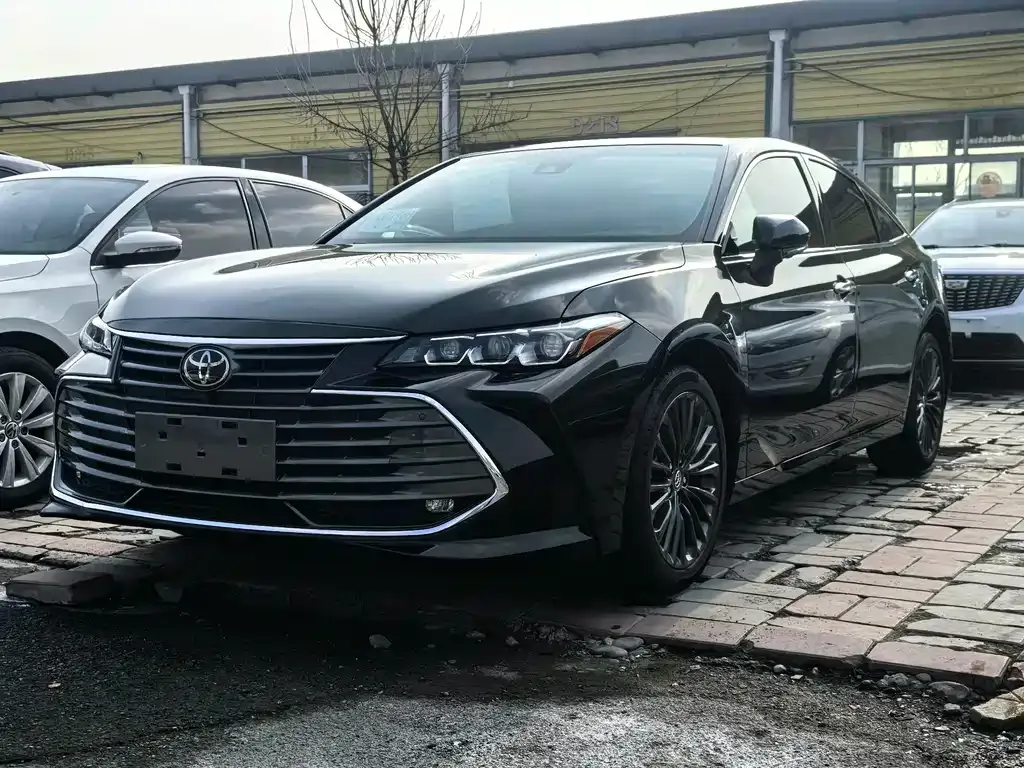 Toyota Avalon 2021 из CN, фото 1